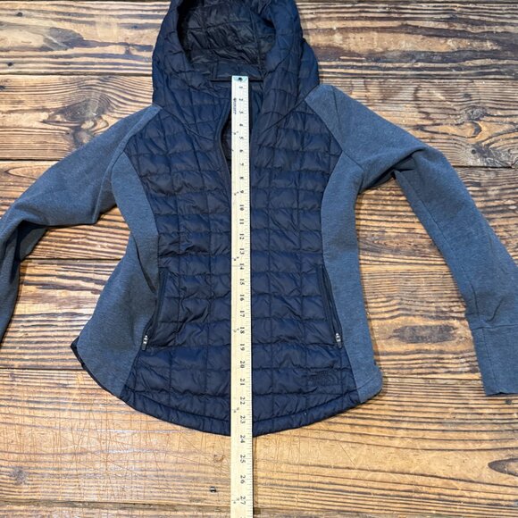 North Face Endeavor Thermoball Jacket Womens Size Small Hooded Quilted Full Zip - Picture 7 of 11